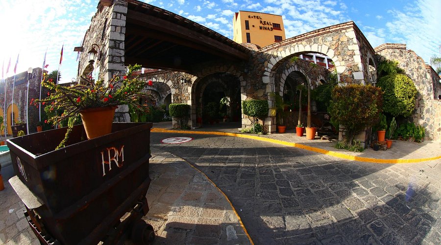 I Finally Visited Real de Catorce and Here's What You Actually Need cover photo collage