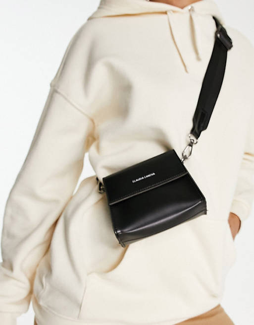 👜 Chic Bag Favorites ✨ | Styles to Complete Any Outfit cover photo collage