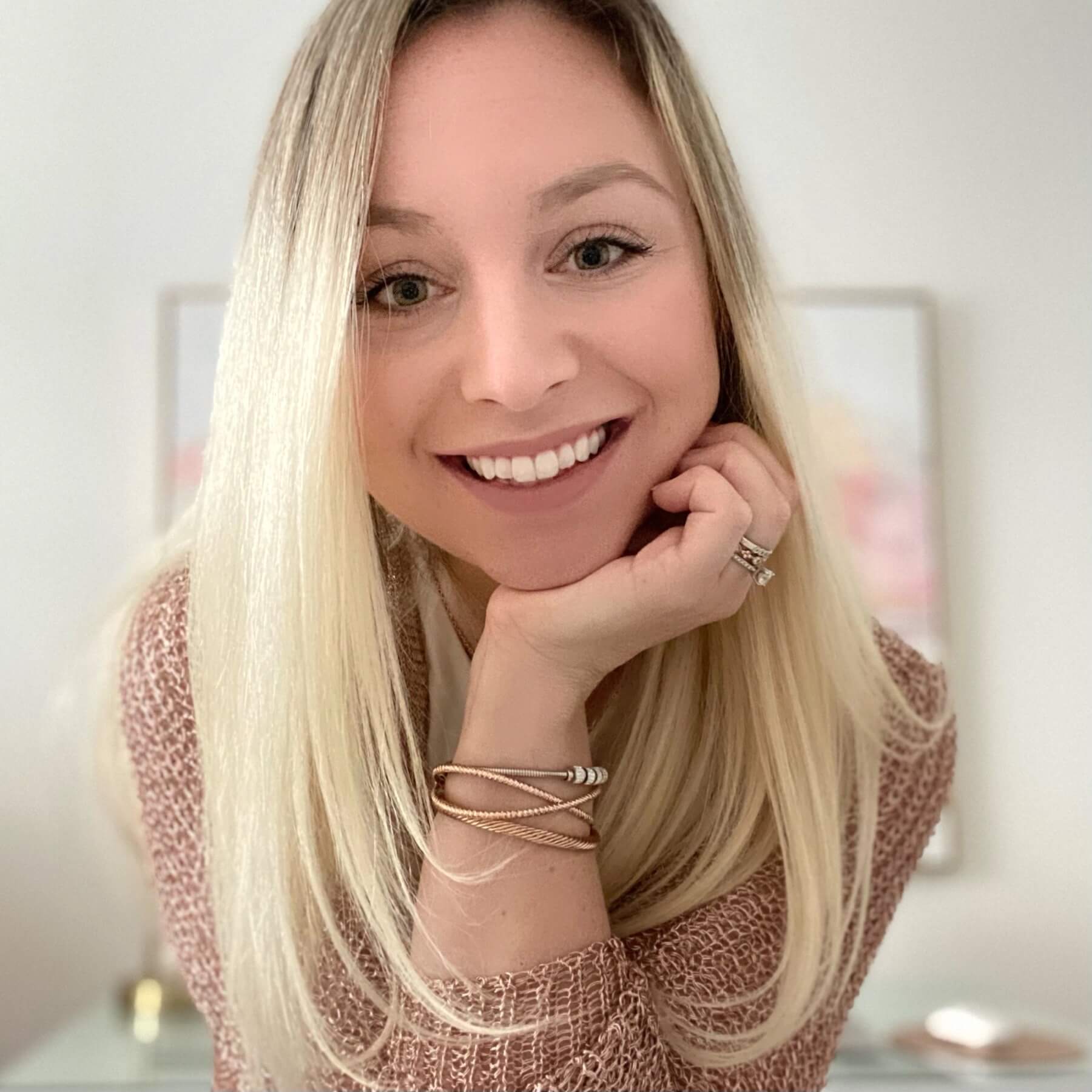 Denise Olivia profile picture